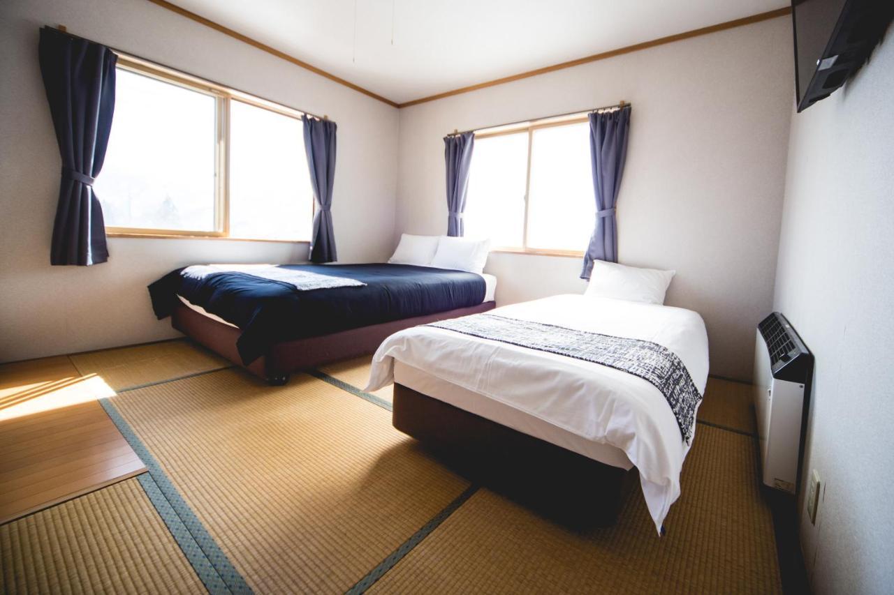 Hakuba Cortina Lodge Otari Kültér fotó